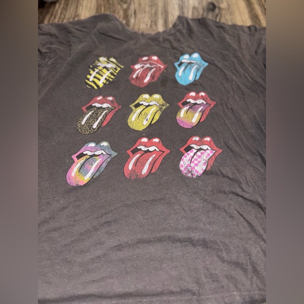Kids Graphic Tee with Colorful Tongue Design
